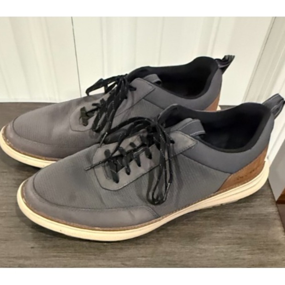 Cole Haan Grand Remix C40481 Men's Gray Tan Leather Sneakers Lace Up Casual